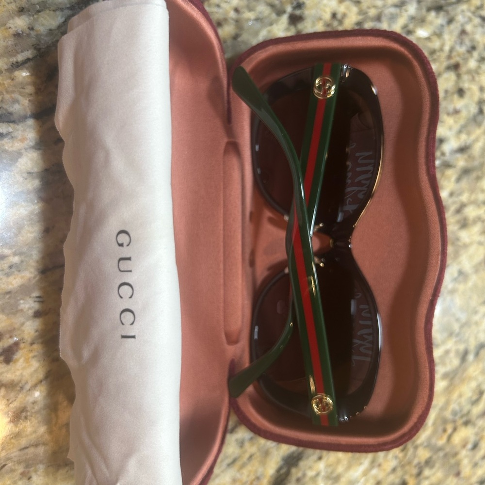 Gucci Sunglasses with Red and Green Stripes